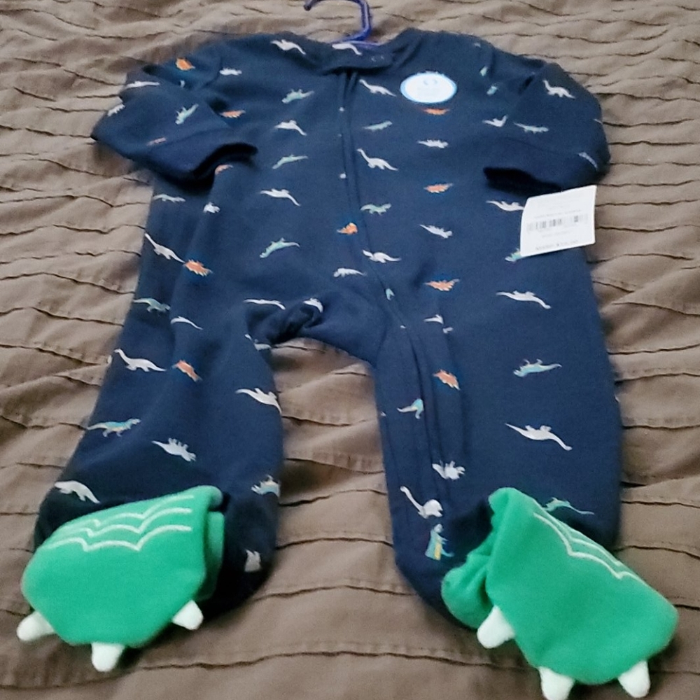 💥💥Dino Sleep and Play